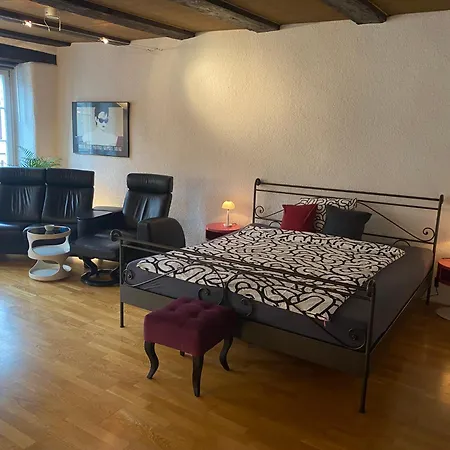 Joline Private Guest Feel Nidau