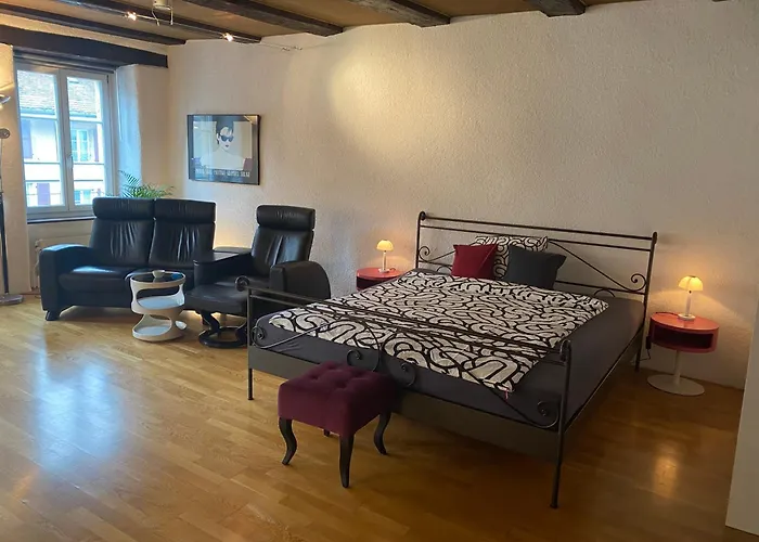 Joline Private Guest Feel Nidau