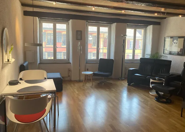 Joline Private Guest Feel Nidau